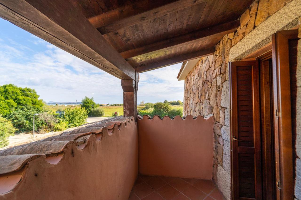 Iss Travel, Pedra Rosa 2 Bedroom Apartments With Private Terrace And Air Conditioning San Teodoro  Eksteriør billede
